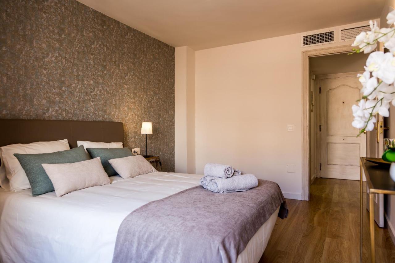 مالقة Urbe10 Plaza De La Merced 1 Bedroom Apartment المظهر الخارجي الصورة